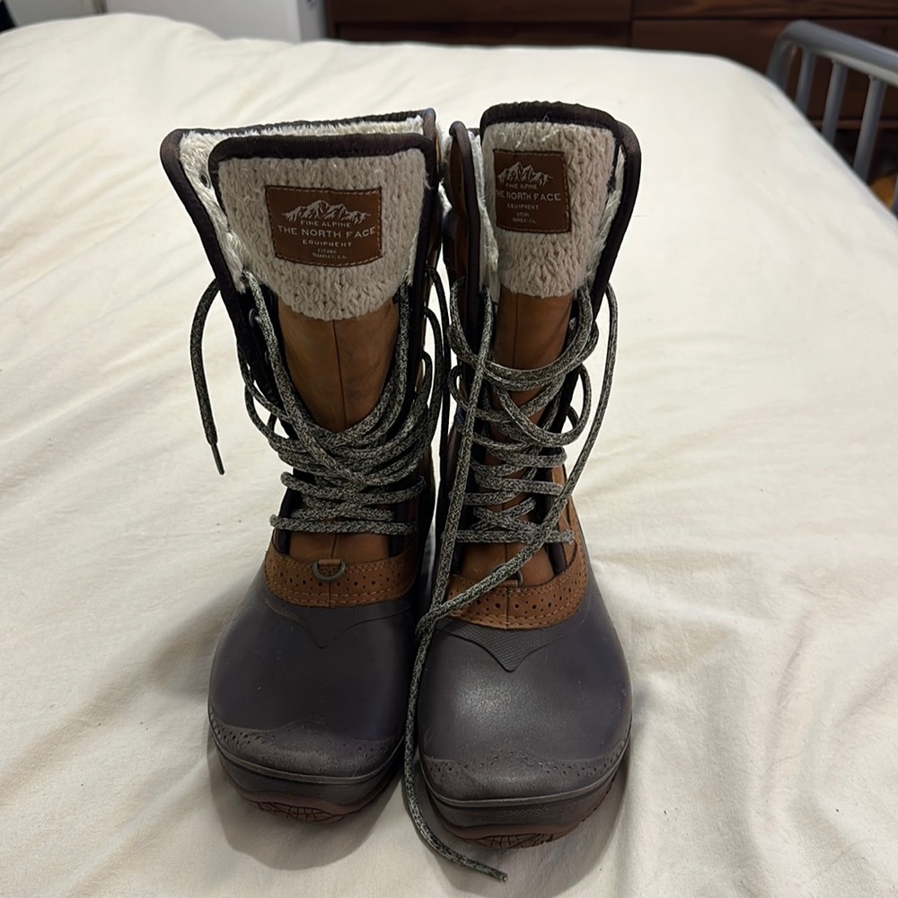 The North Face Women’s Shellista Boots